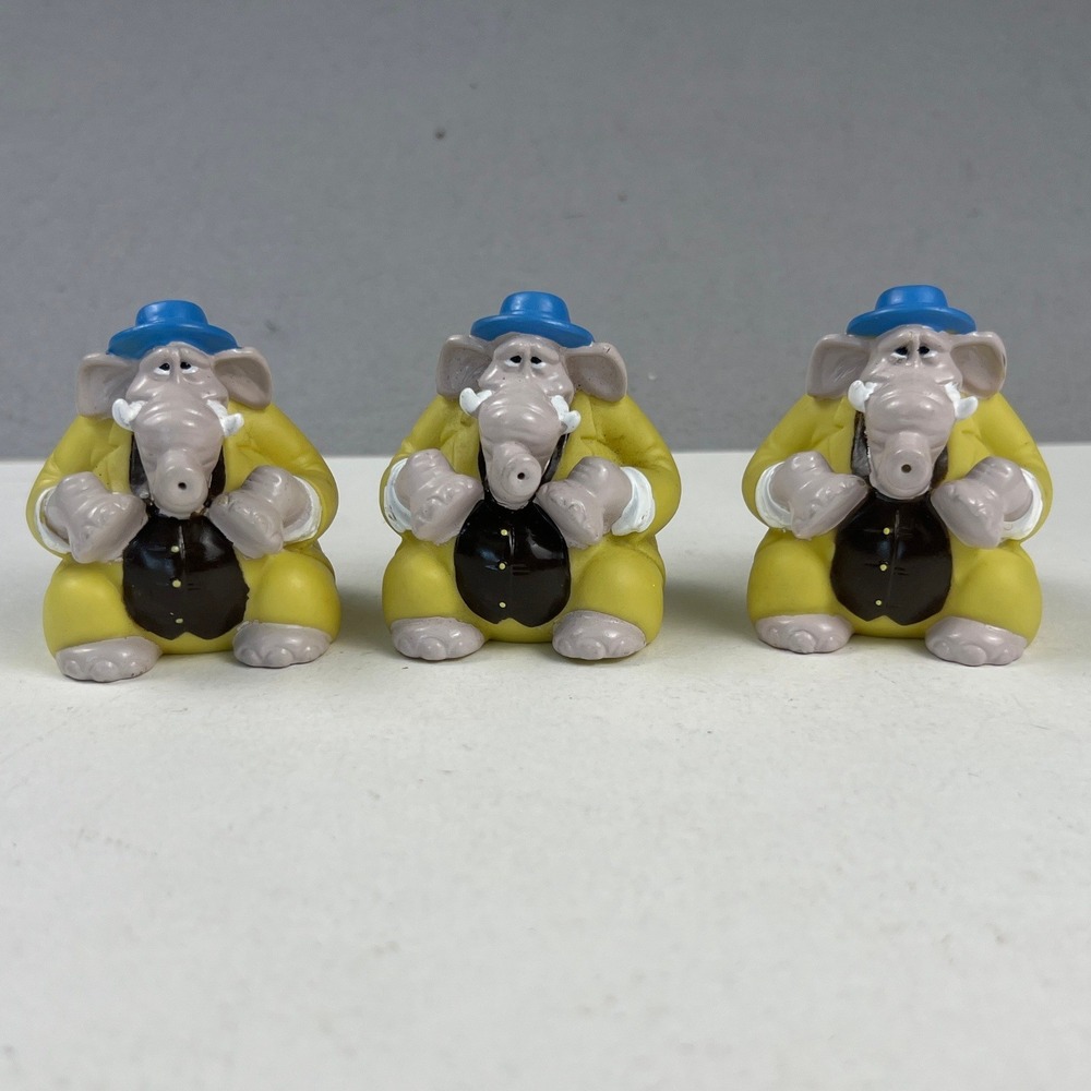 VTG Cats Dont Dance Elephant Woolie Squirt Figure 1997 Arby's Kids Toy Lot of 3